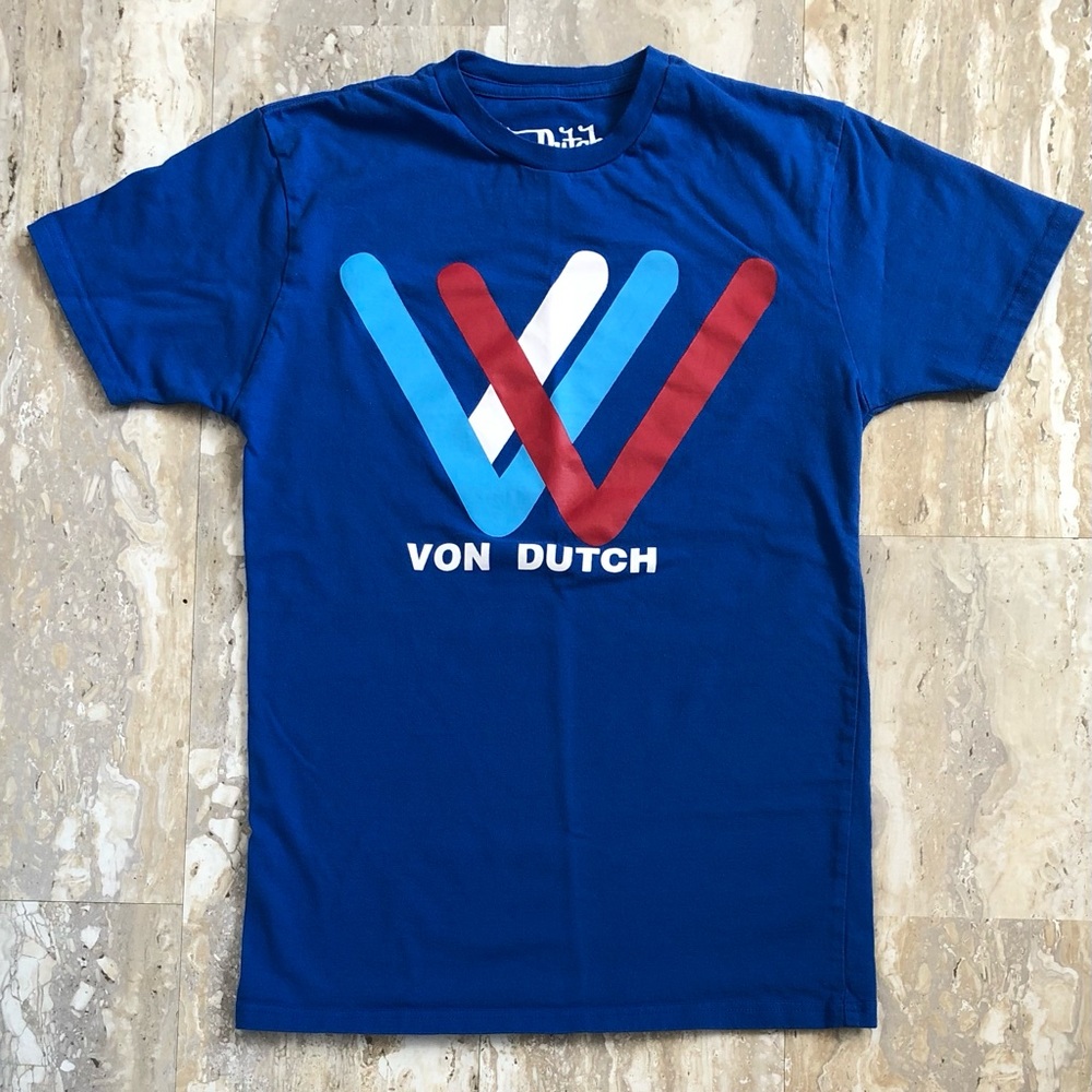 Von Dutch t-shirt in size small. Very good used condition.